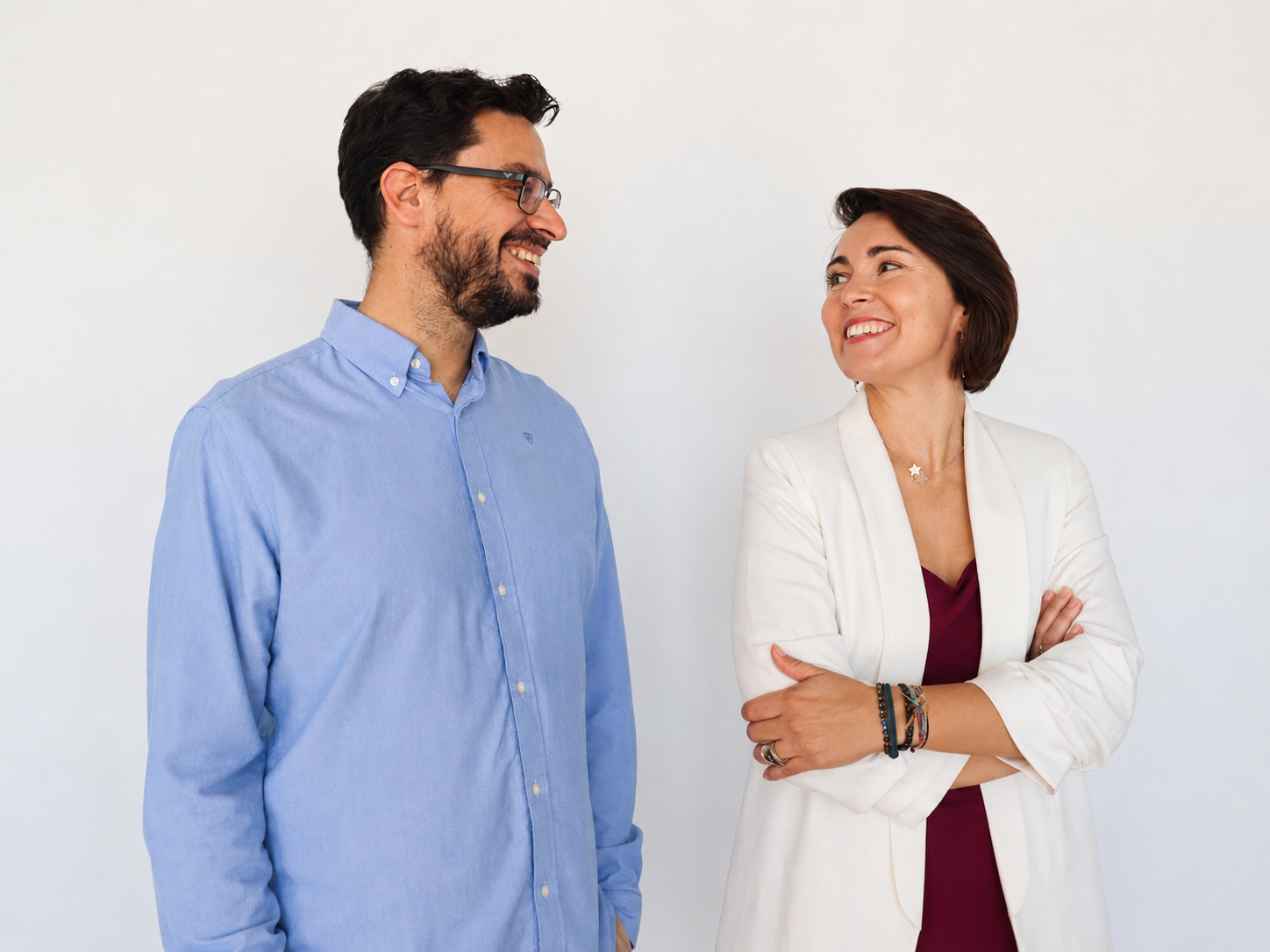 Rocío López de la Chica y Miguel Ángel Corrales, cofundadores de Creada, en una imagen cercana y profesional.